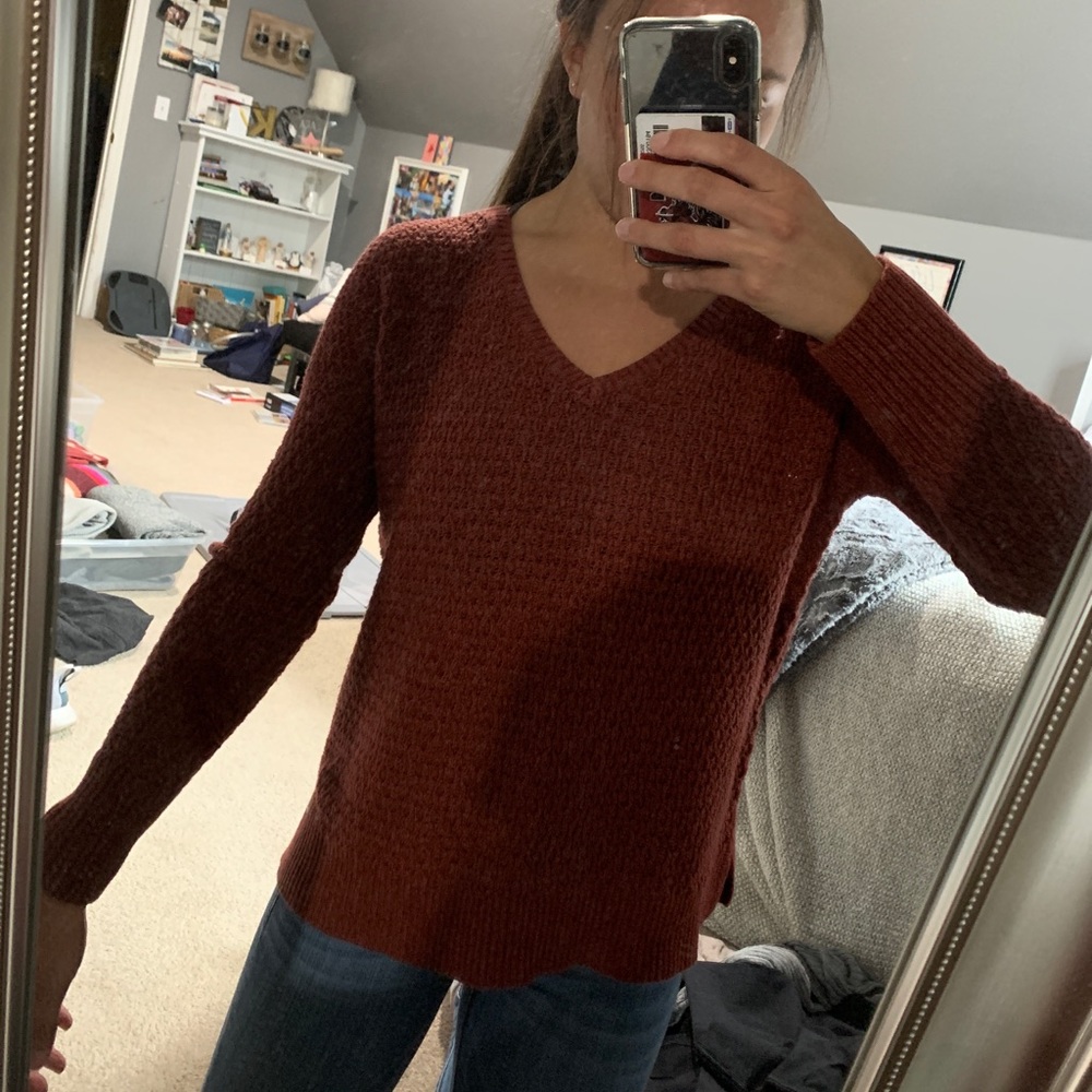 American Eagle Sweater